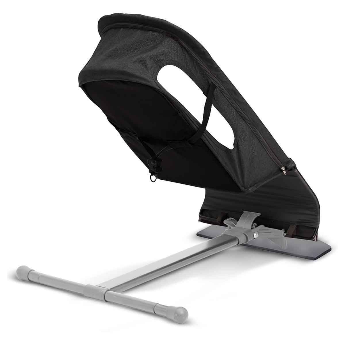 تيكنوم كرسي هزاز للأطفال باللون الأسود مع ألعاب