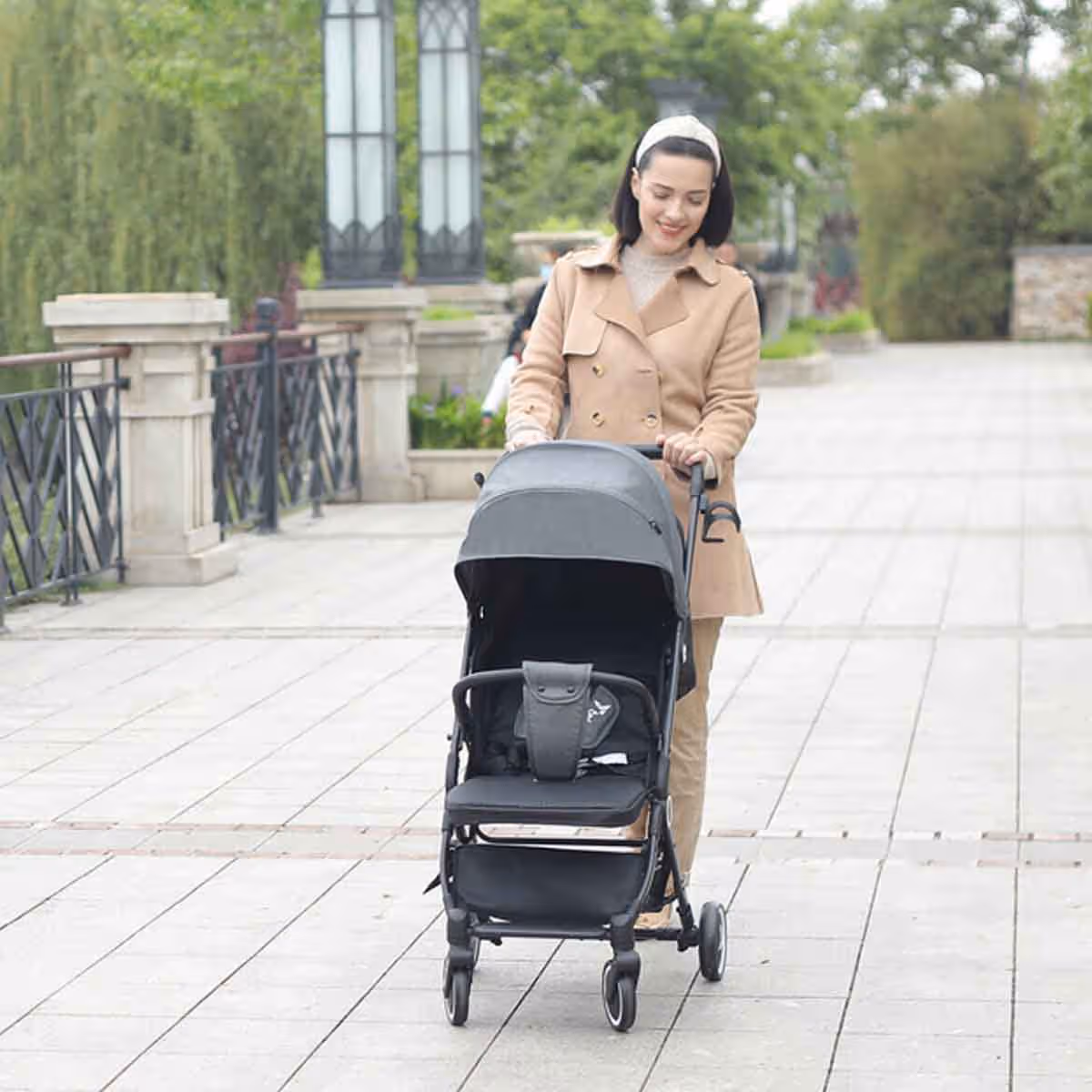 Teknum Grey Travel Cabin Stroller with Coffee Cup Holder