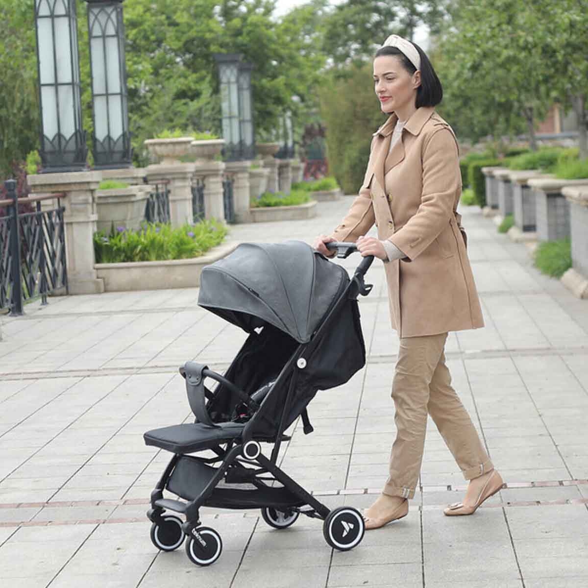 Teknum Grey Travel Cabin Stroller with Coffee Cup Holder