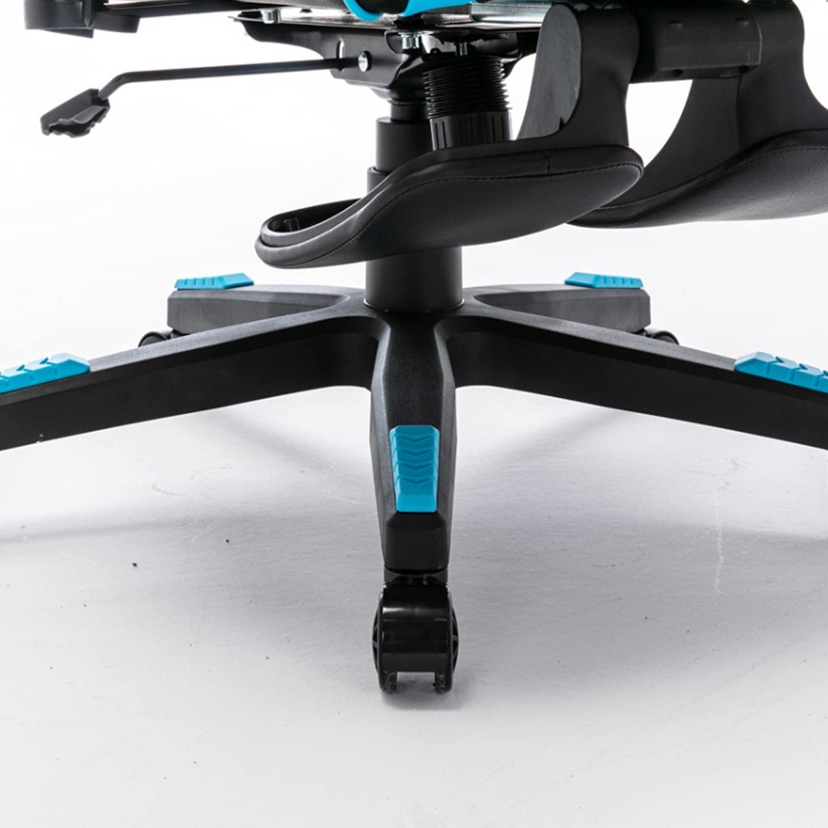 369 Black/Blue Adjustable K3 Gaming Chair