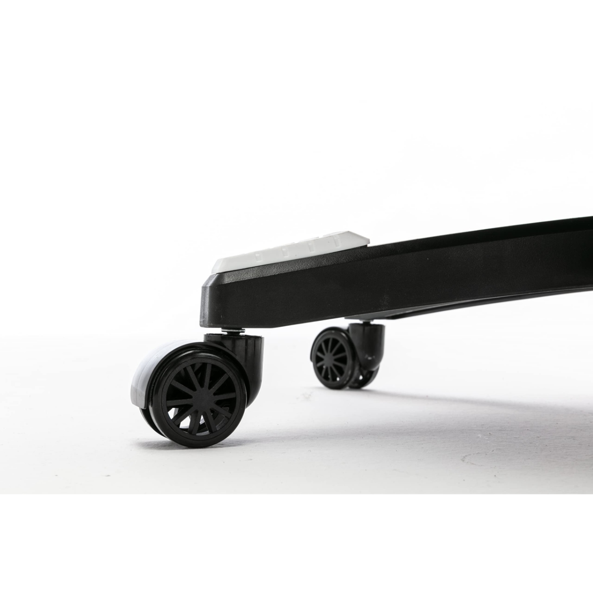 369 Black/White Adjustable K3 Gaming Chair