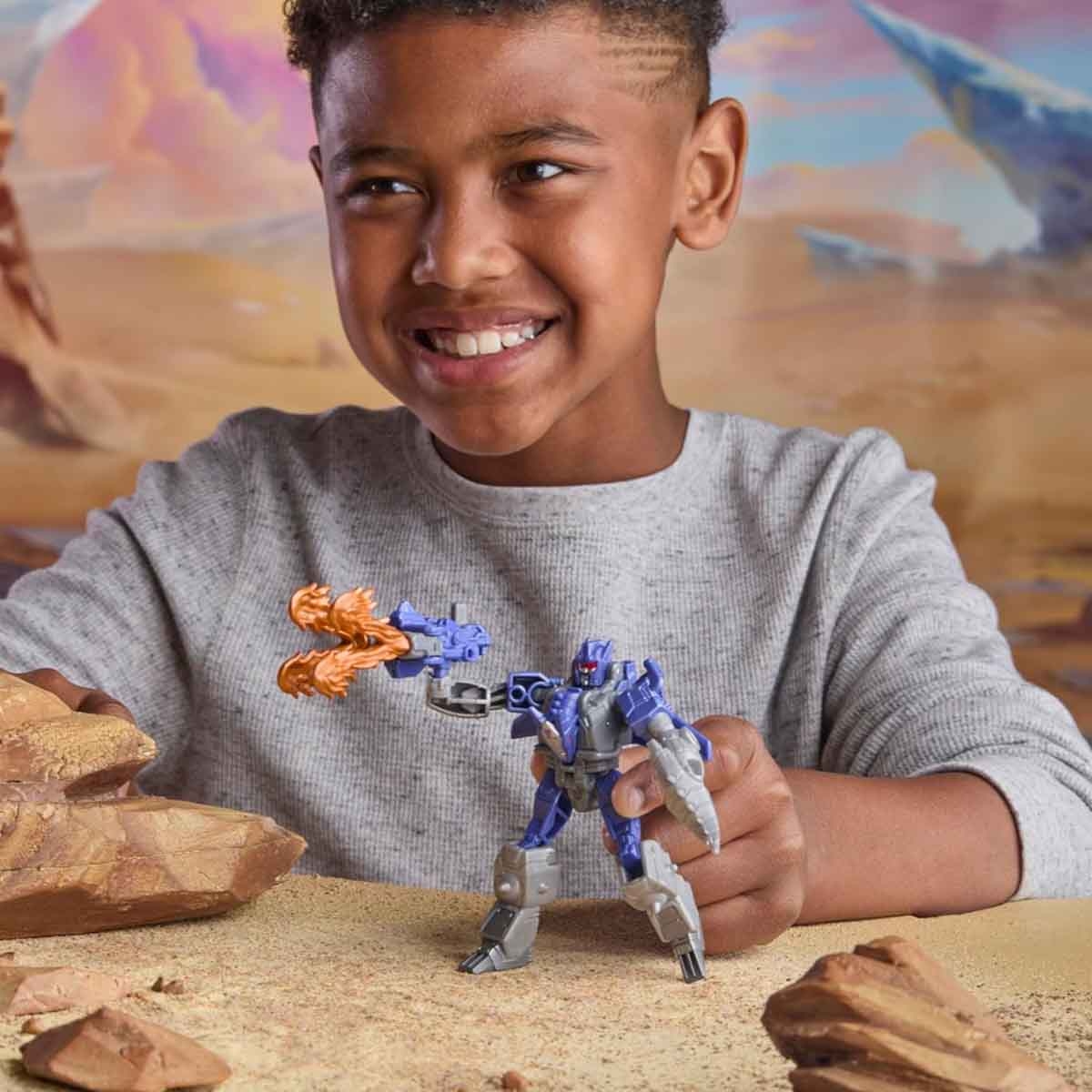 Transformers Cyberworld Armor Galvatron Action Figure Unisex, 5-7 Years