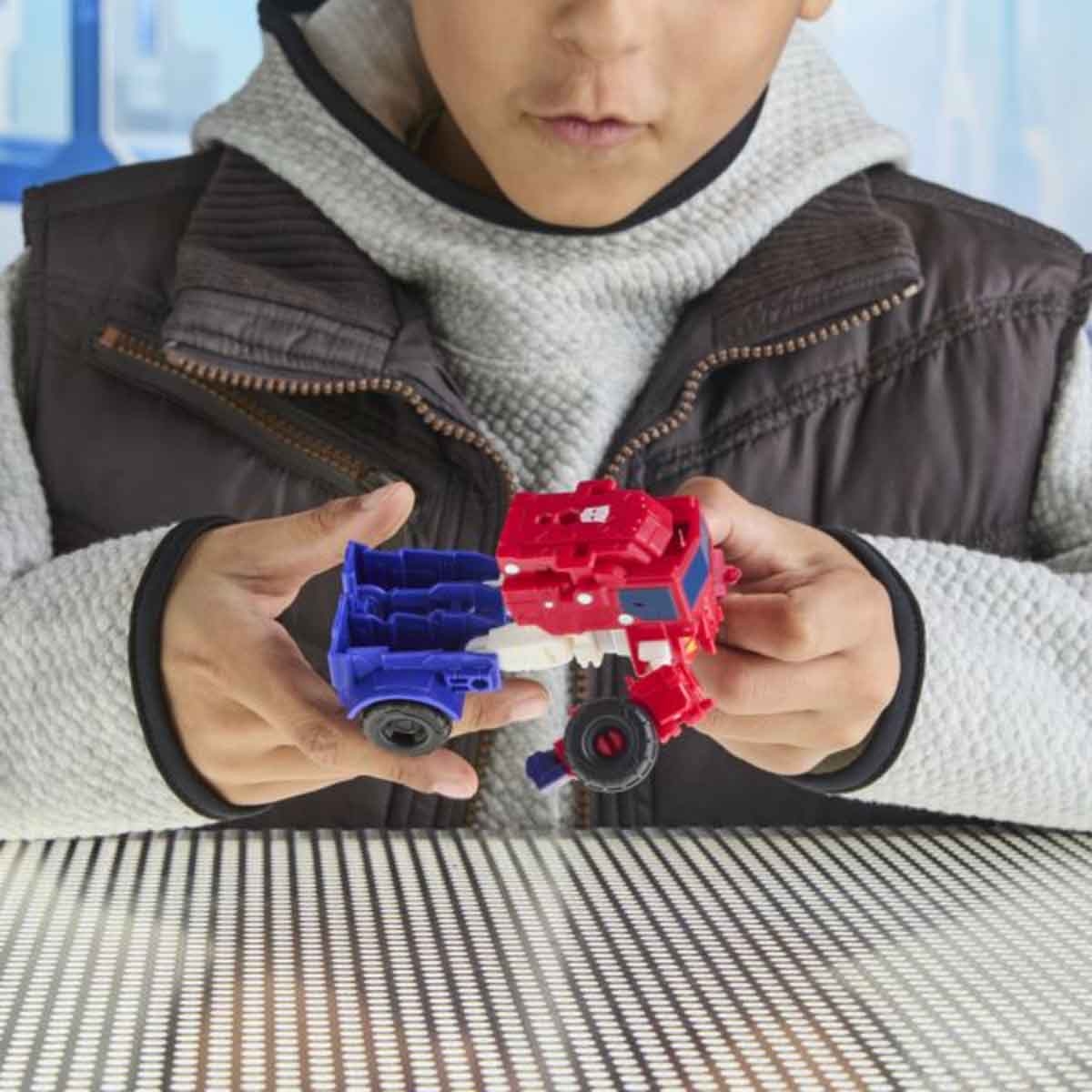 Transformers Cyberworld Optimus Prime Cyber Changers Action Figure Unisex, 3-4 Years