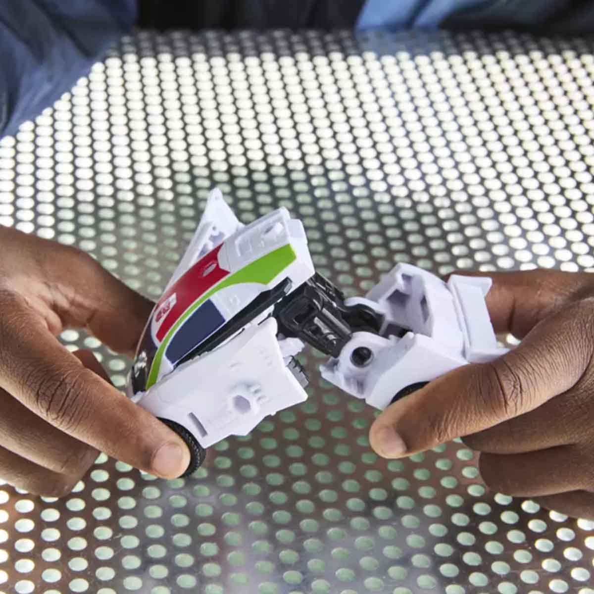 Transformers Cyberworld Wheeljack Cyber Changers Action Figure Unisex, 3-4 Years