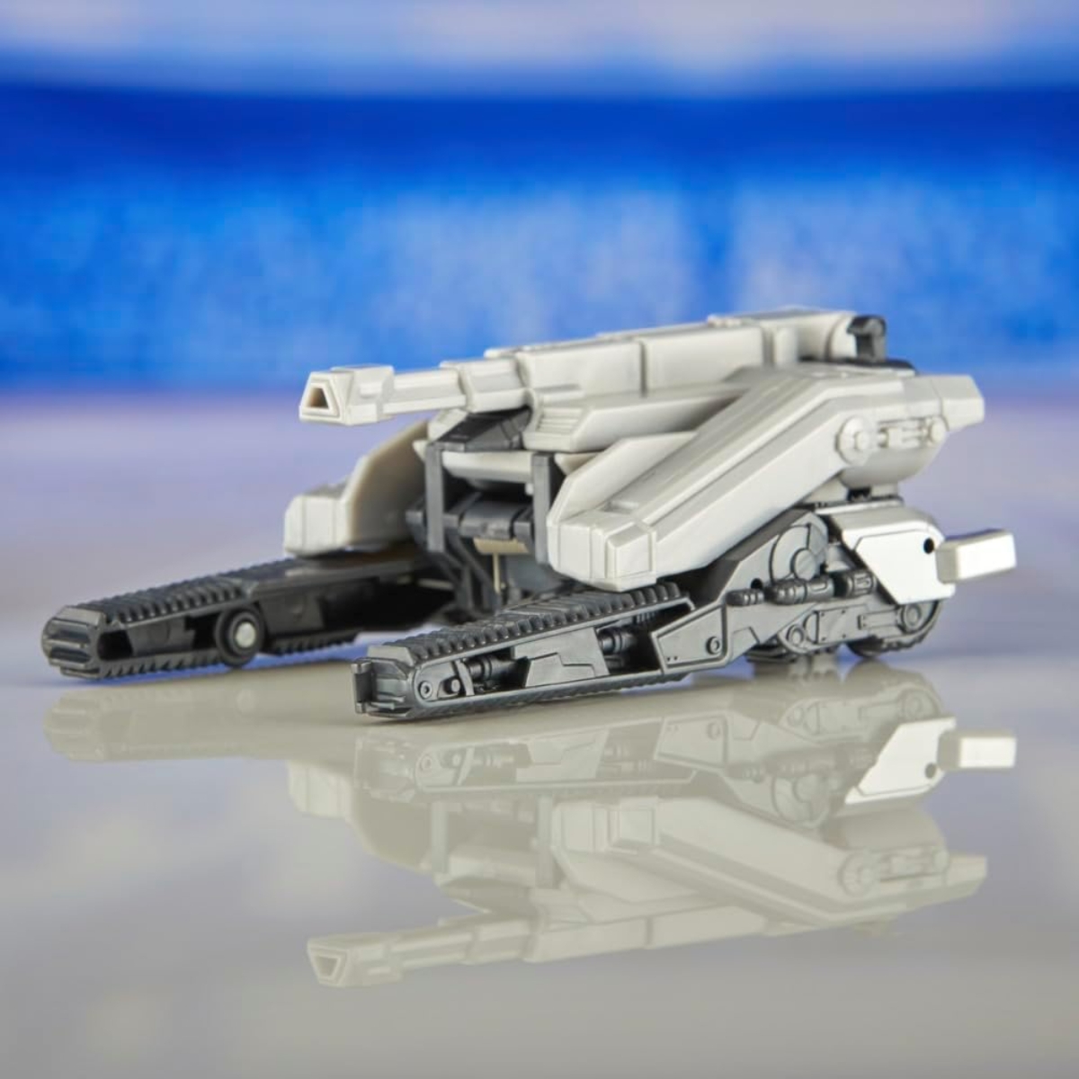 Transformers One 4″ Megatron D-16 Action Figure Unisex, 5-7 Years