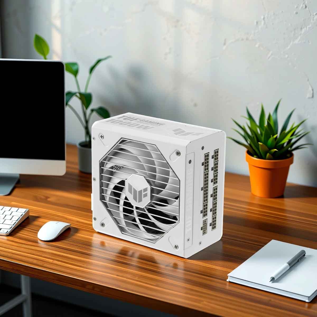 أسوس مزود طاقة تاف للألعاب 1000G باللون الأبيض