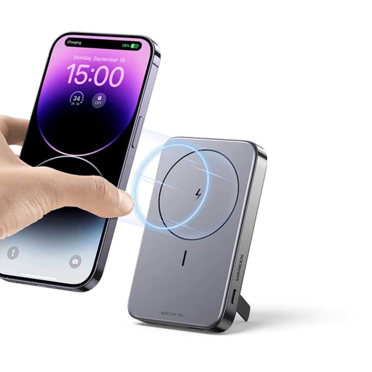 UGREEN 10000mAh 20W Magnetic Wireless Power Bank