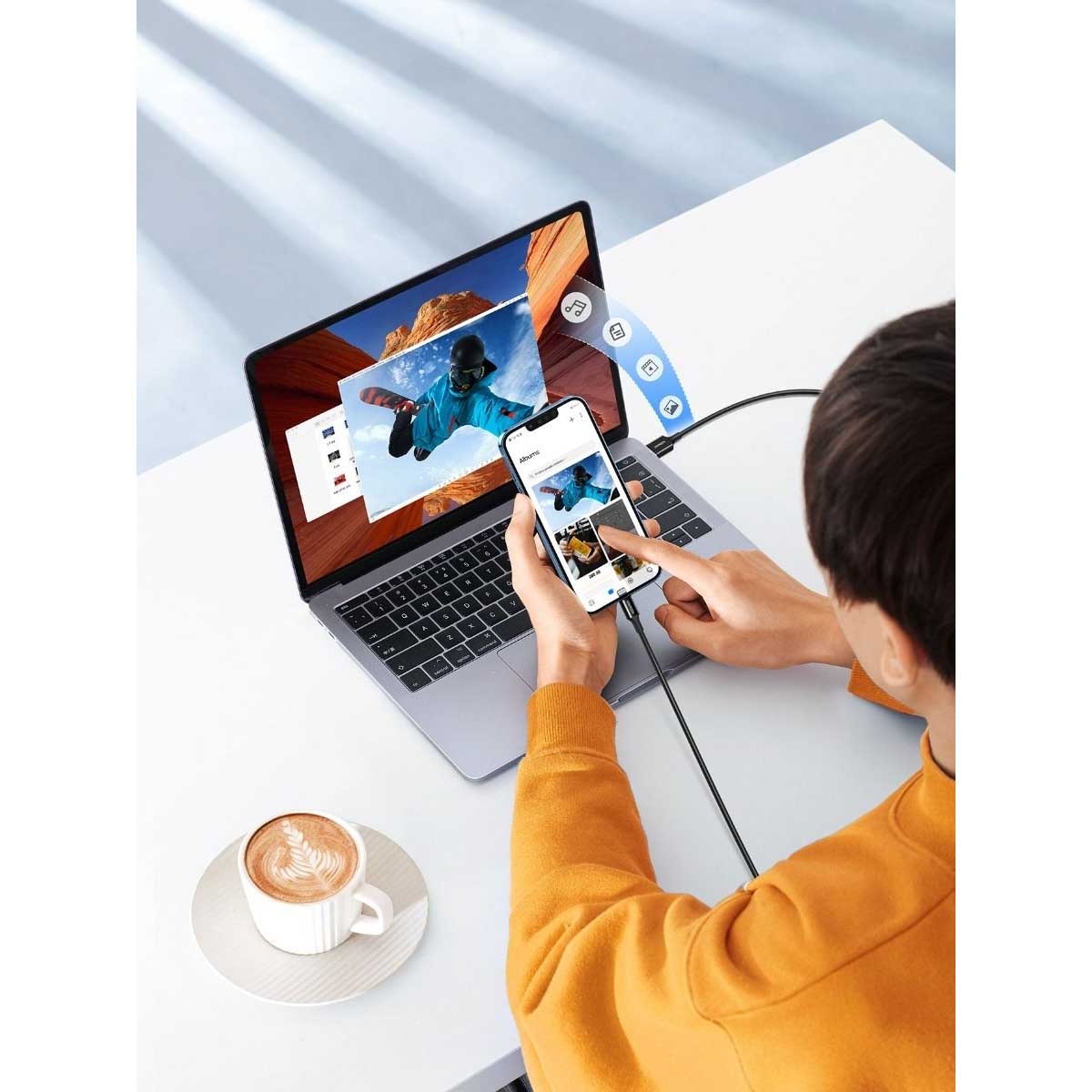 يوجرين US155 كابل USB-A إلى Lightning