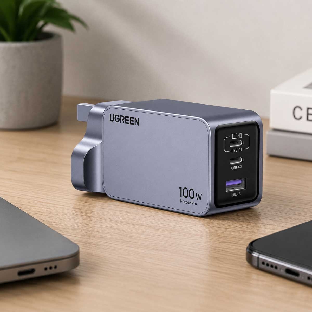 يوجرين Nexode Pro X757 شاحن حائط GaN بقدرة 100W مع 4 منافذ وكابل USB-C