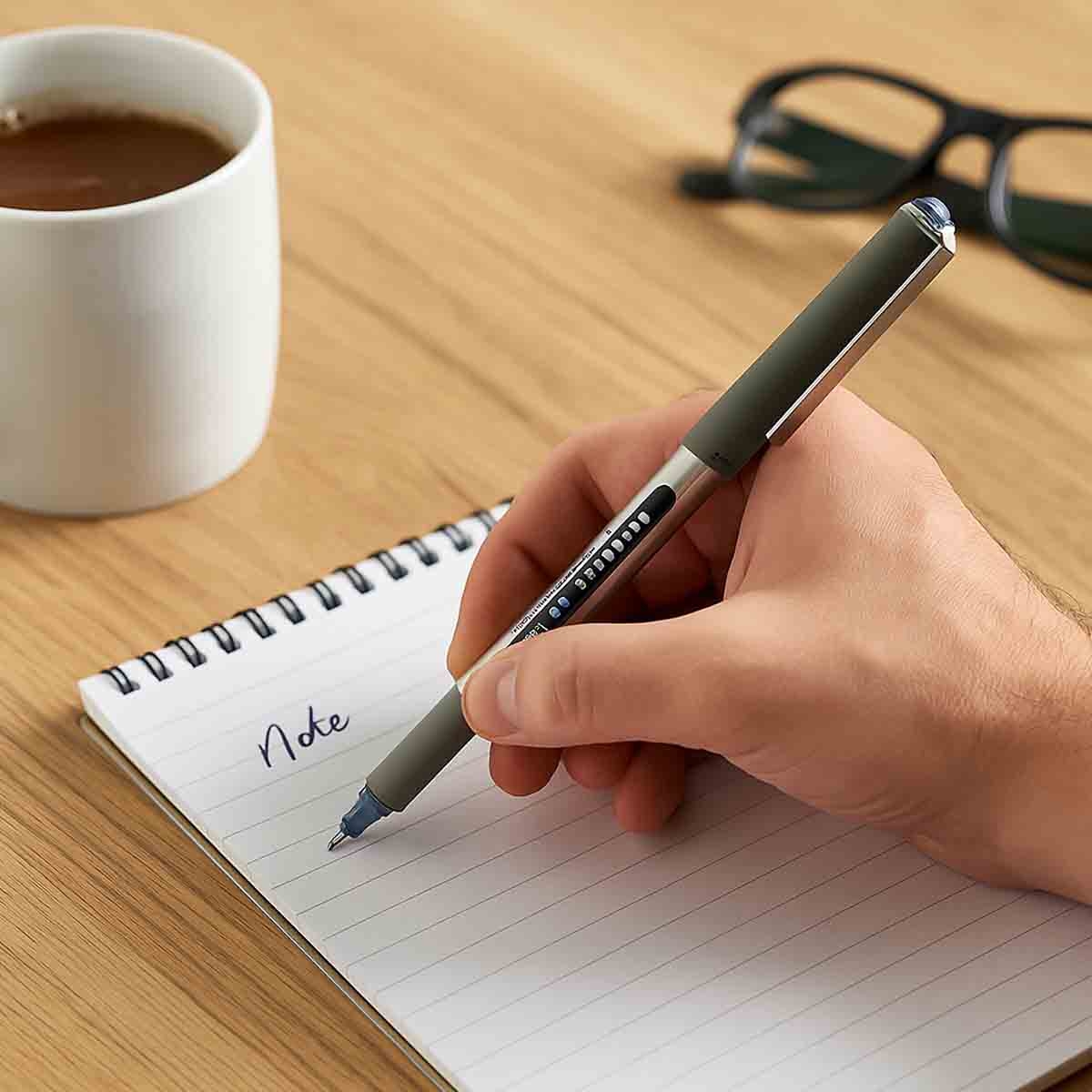 يوني بول مجموعة 2 قلم رولربول برأس دقيق أزرق وأخضر 0.7 ملم