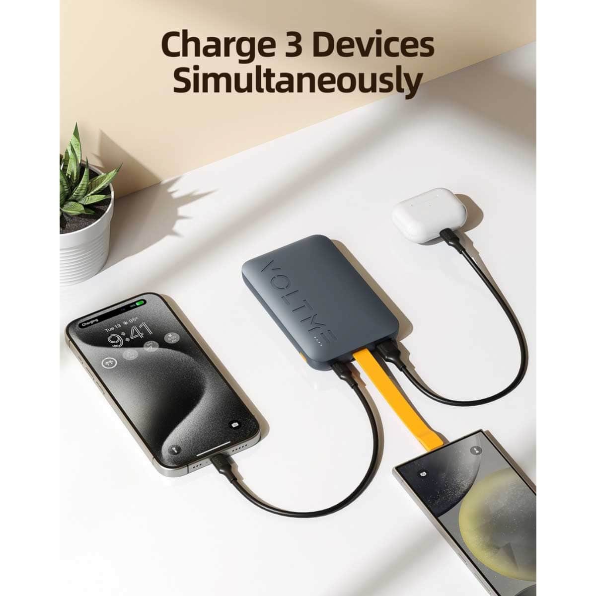 فولتمي باور بانك هايبر كور سلينج أزرق داكن بسعة 10000mAh وقدرة 22.5W