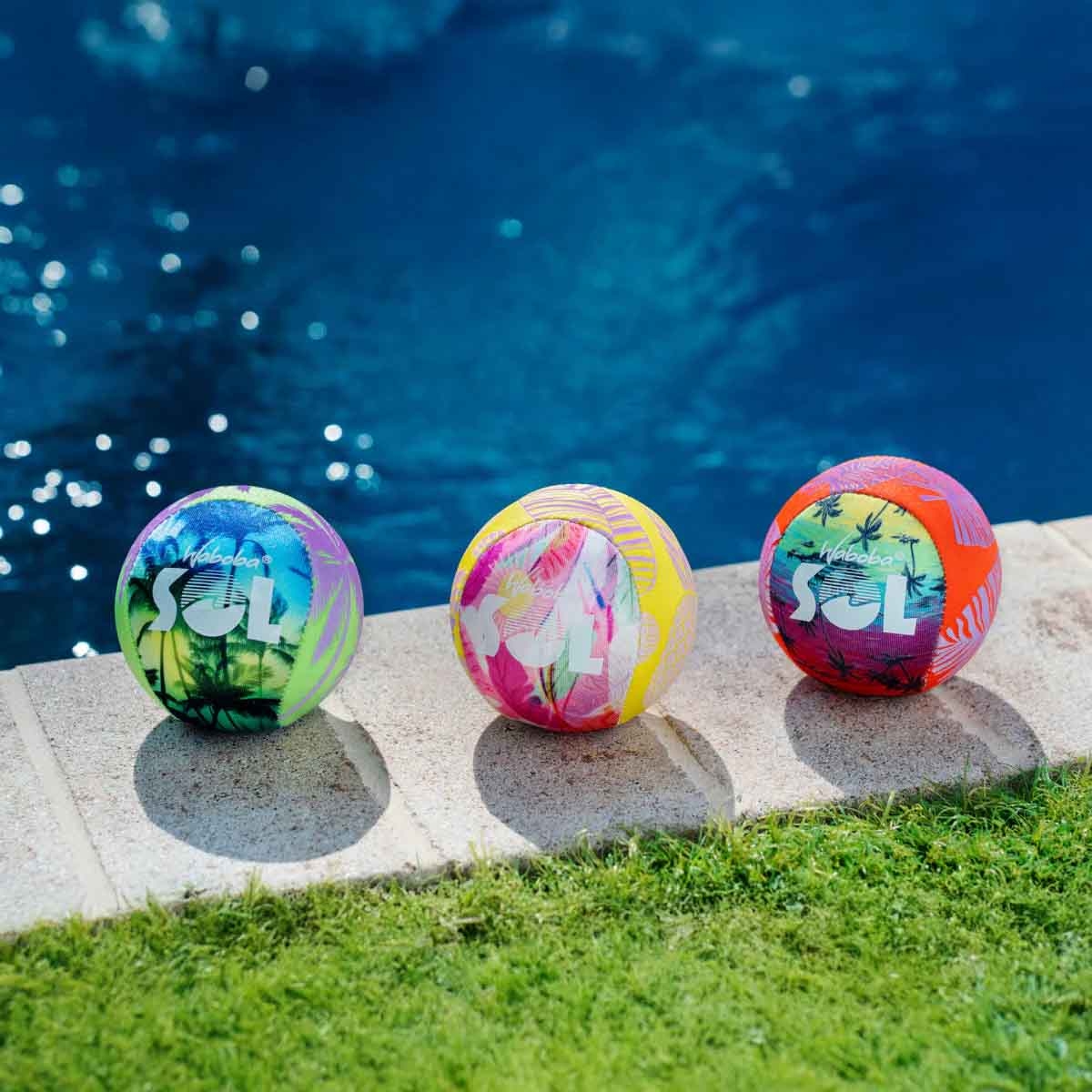 Waboba Color Changing Assorted Water Bouncing Ball Unisex, 5-7 Years