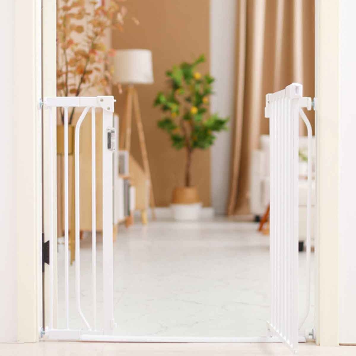 Baby Safe Metal Safety LED Gate with 10cm Extension Unisex, 5-7 Years