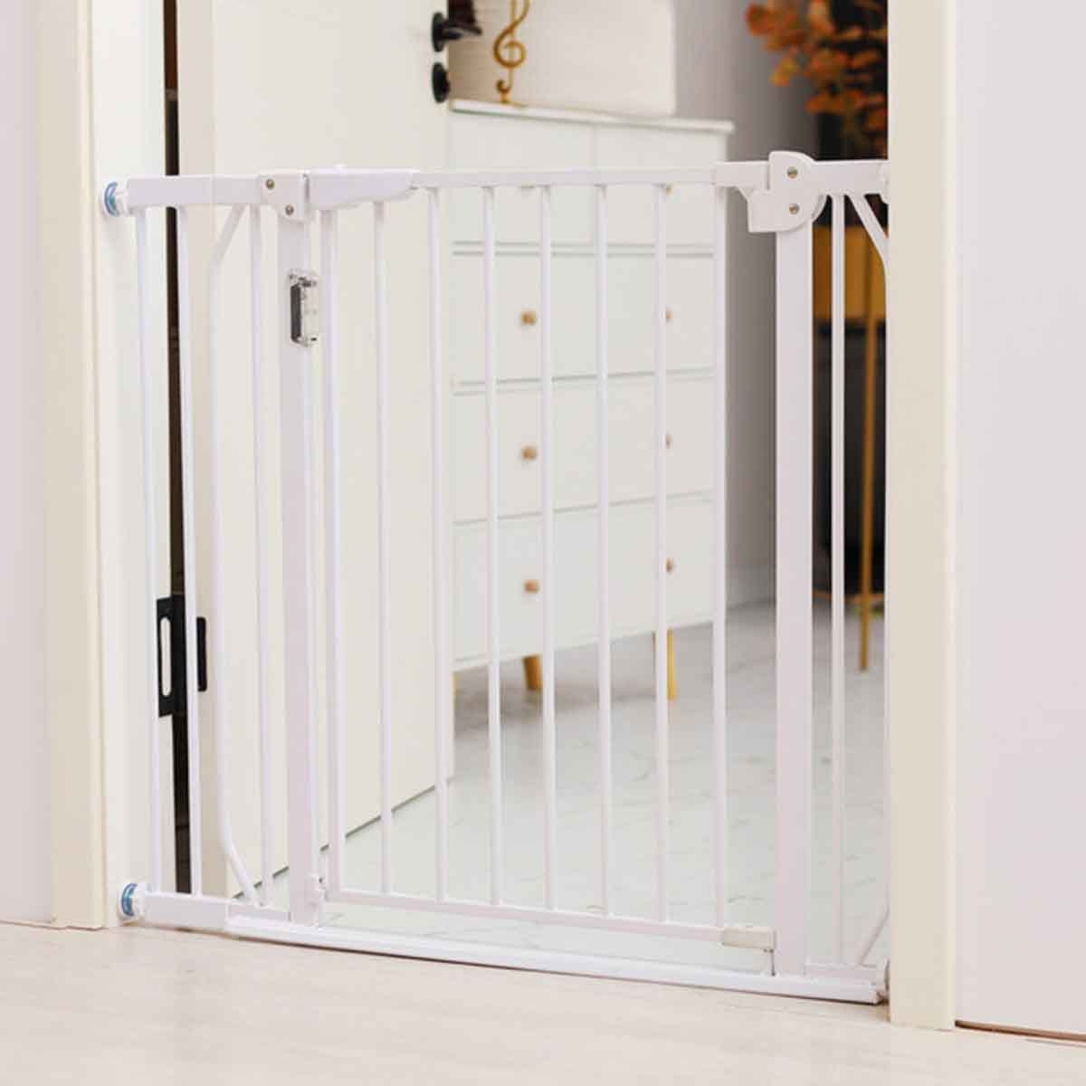 Baby Safe Metal Safety LED Gate with 10cm Extension Unisex, 5-7 Years