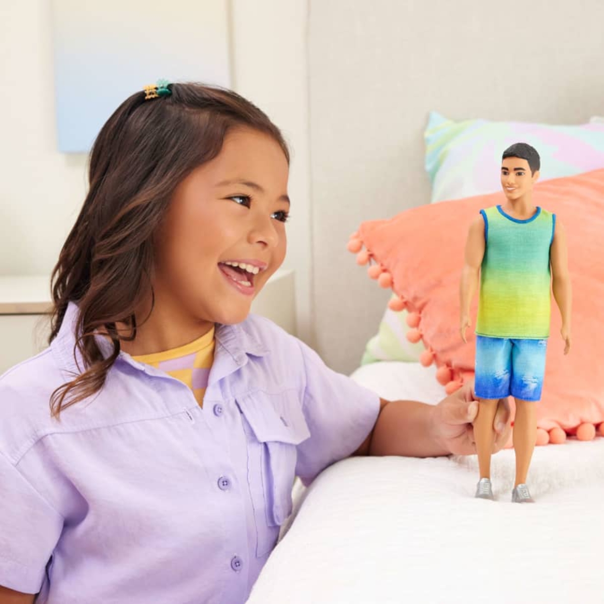 باربي دمية كين فاشونيستا مع تيشيرت أومبري وشورت للبنات، 3-4 سنوات