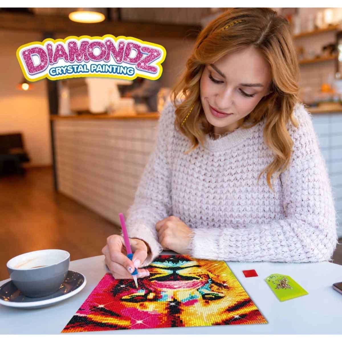 Craze Diamondz Lion Set with Studio Bag DIY & Alphabet Bead Kit, Scribble Scrubbie Wilbur & Play-Doh Flowers Bundle Unisex, 5-7 Years