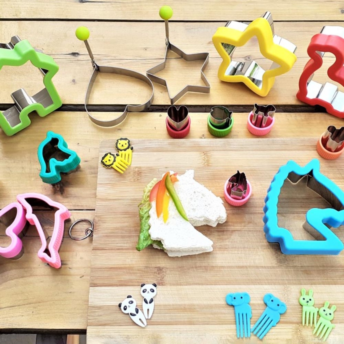 إيزي كيدز مجموعة قطاعات ساندويتش من الستانلس ستيل للجنسين من عمر 3 إلى 4 سنوات