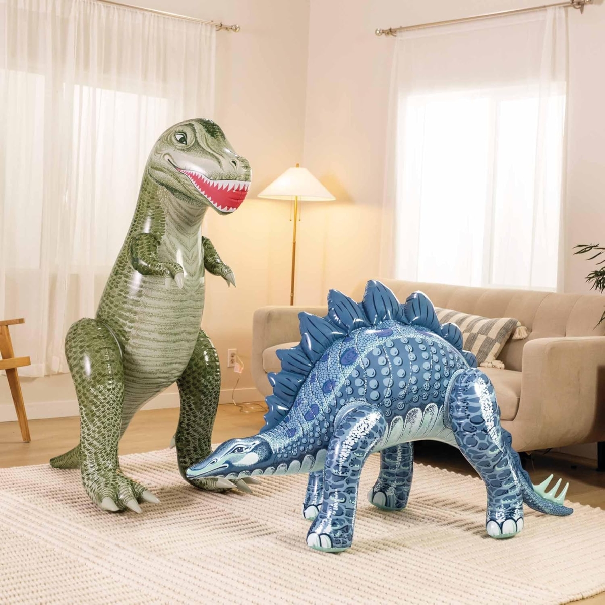 إنتكس مجسمات لعب ديناصورات جراسيك متنوعة تيرانوصور وستيجوسوروس، للجنسين، من عمر 3 إلى 4 سنوات
