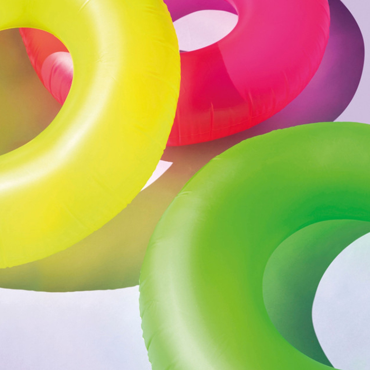 إنتكس عجلات سباحة قابلة للنفخ بتصميمات متنوعة للأطفال من عمر 8 إلى 10 سنوات – للجنسين