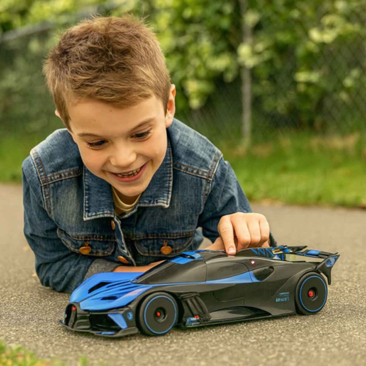 مايستو سيارة آر سي 1:14 ستريت سيريز بوغاتي بوليد زرقاء بتردد 2.4GHz للأولاد، 5-7 سنوات