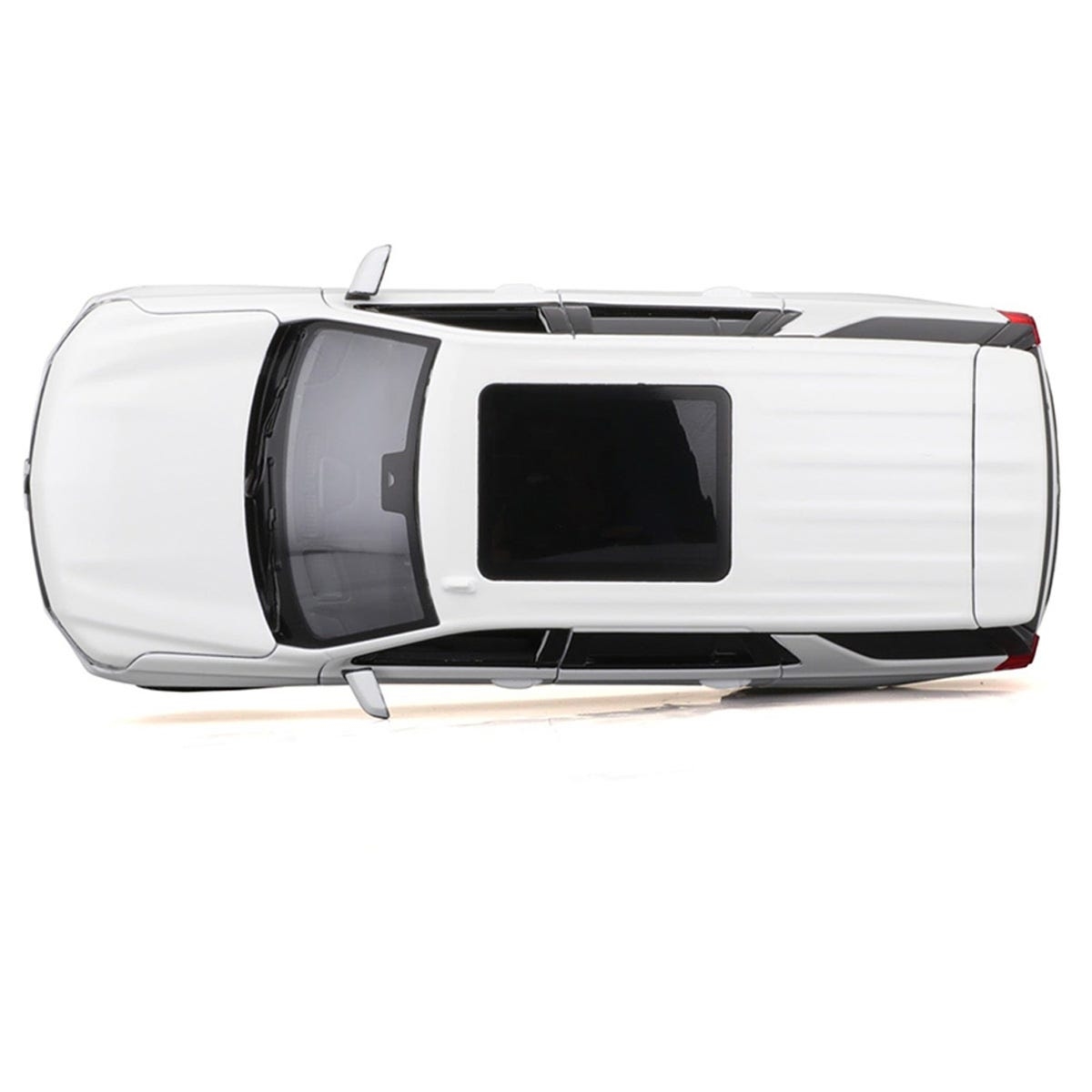 Maisto 1:26 Scale 2021 Chevrolet Tahoe Assorted Diecast SUV Unisex, 3-4 Years