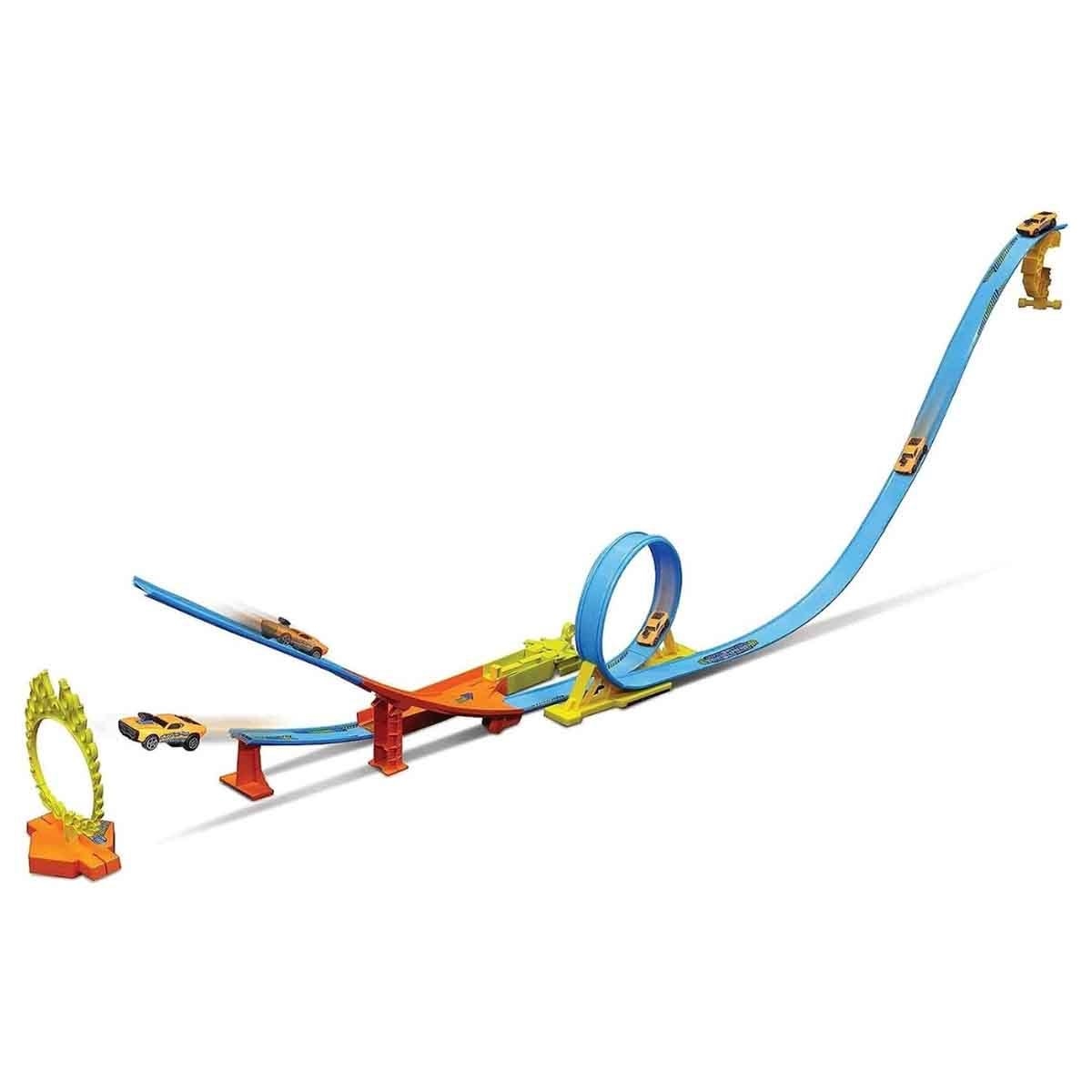 Maisto Fresh Metal 100 Loop & Launch Stunt Car Playset & Fresh Metal Diecast Car Bundle Boys, 3-4 Years