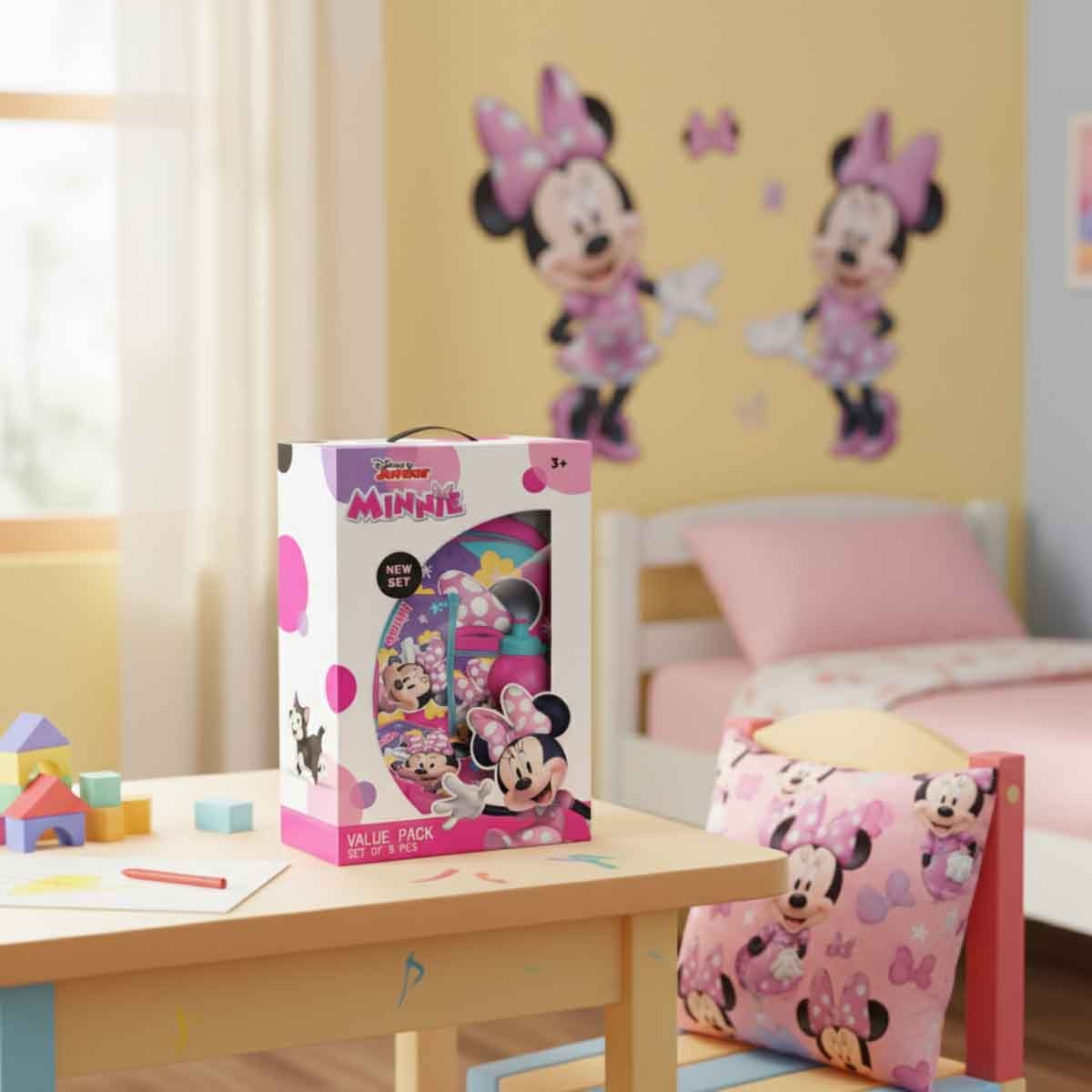 Minnie Mouse 5-in-1 16” Trolley Bag, Lunch Box, Water Bottle, Pencil Case & Lunch Bag Kit