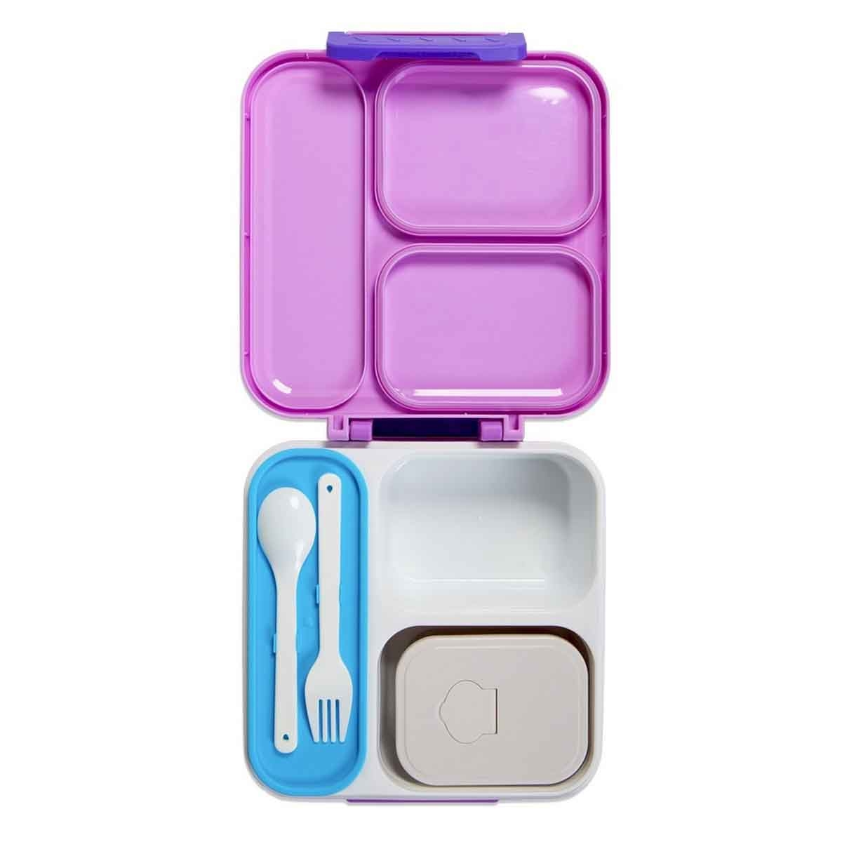 نوفا كيدز صندوق غداء بنتو بسعة 1.5 لتر بتصميم رائد فضاء بثلاثة أقسام مع مجموعة ملعقة وشوكة وصندوق صلصة