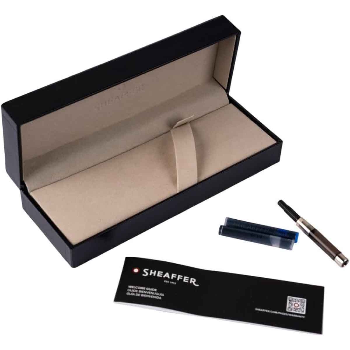 شيفر قلم 100 أسود لاكيه لامع ريشة دقيقة