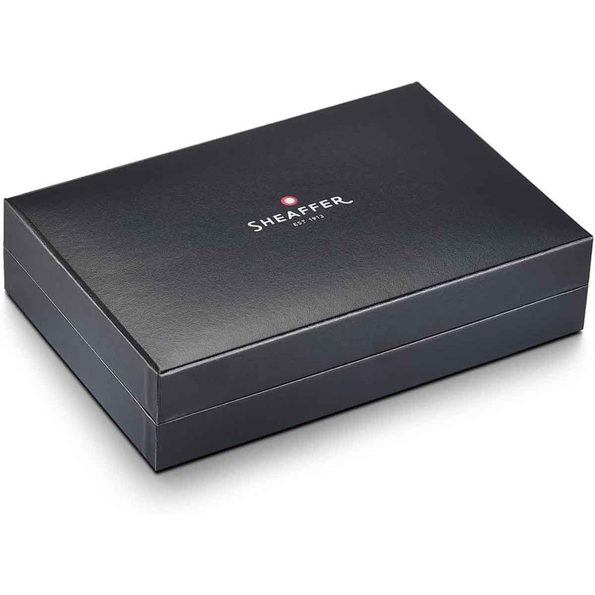 شيفر قلم ليغاسي 9064 أسود مع لمسات كروم ريشة متوسطة