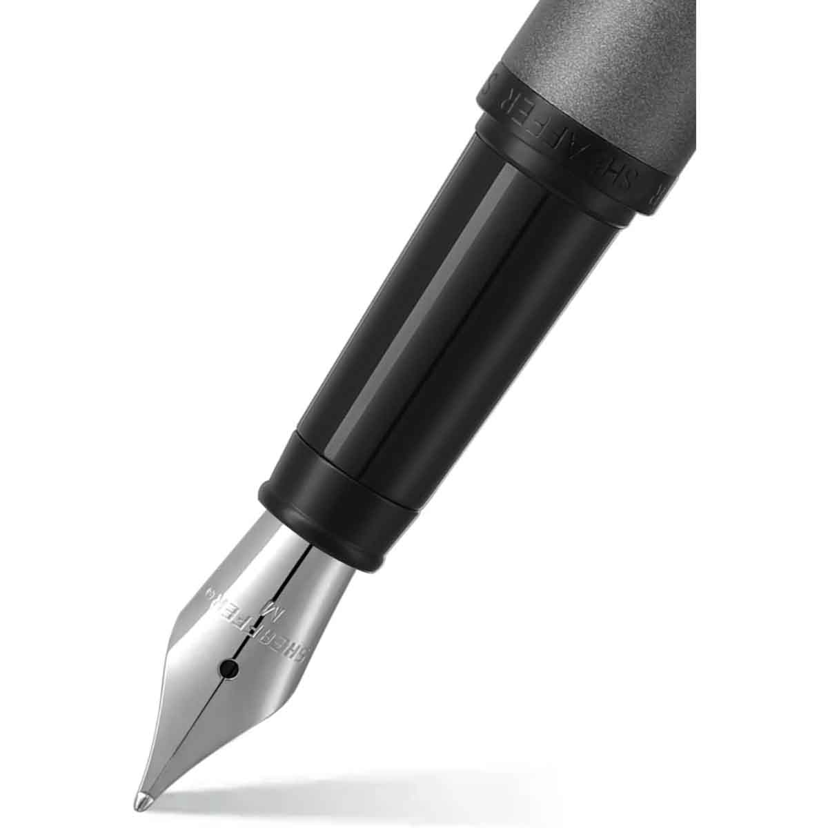 شيفر قلم في إف إم E9424 رمادي مطفي مع حواف سوداء مطفية ريشة متوسطة