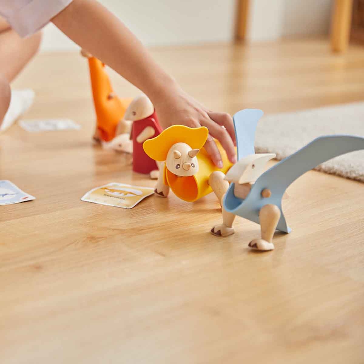 بلان تويز مجسم تريسيراتوبس خشبي افعلها بنفسك للجنسين 3 - 4 سنوات