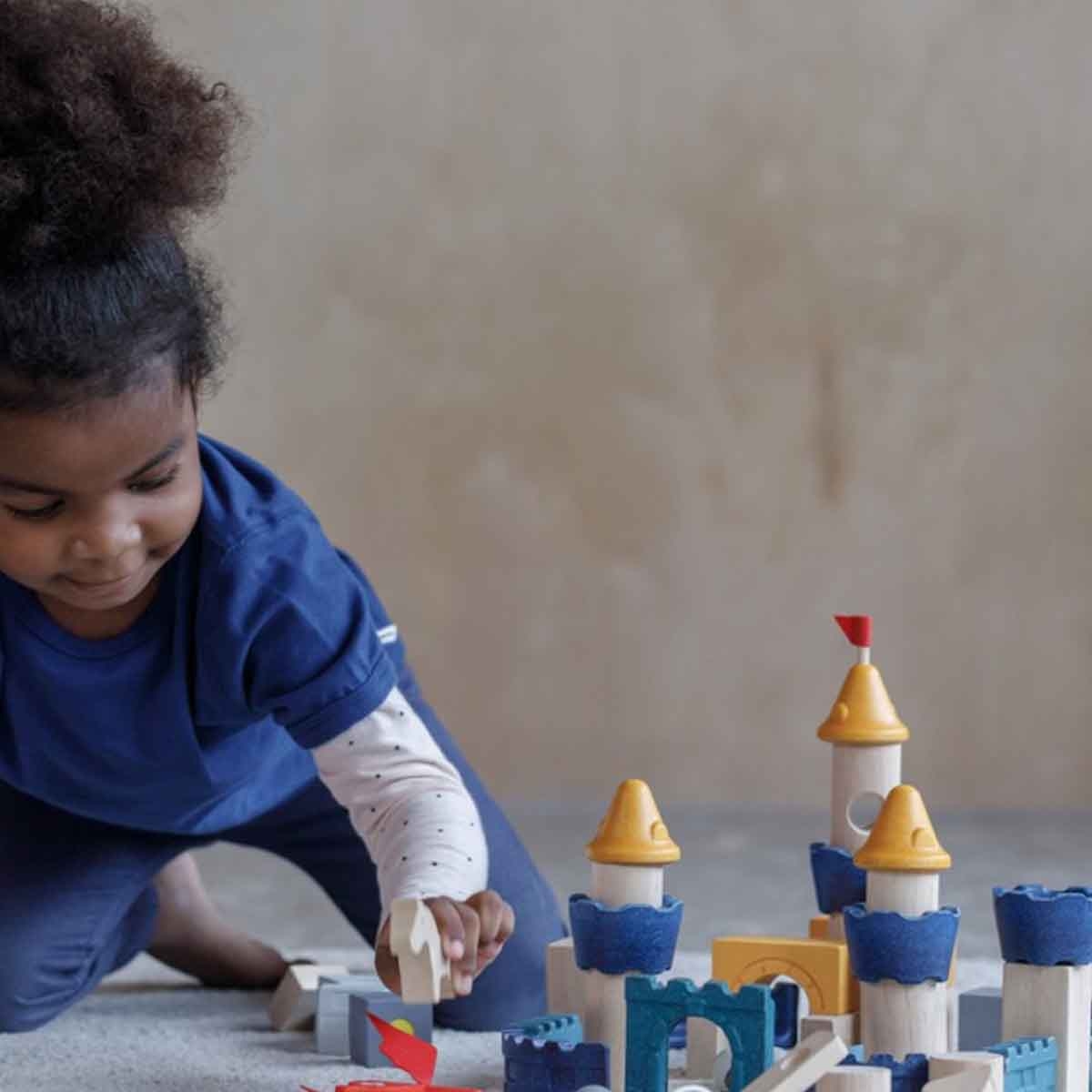 PlanToys Orchard Castle Block Set Unisex, 3-4 Years