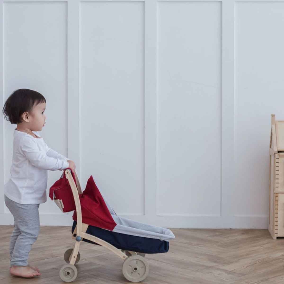 بلان تويز مجموعة إطعام الدمية خشبية، للجنسين، من عمر 3 إلى 4 سنوات