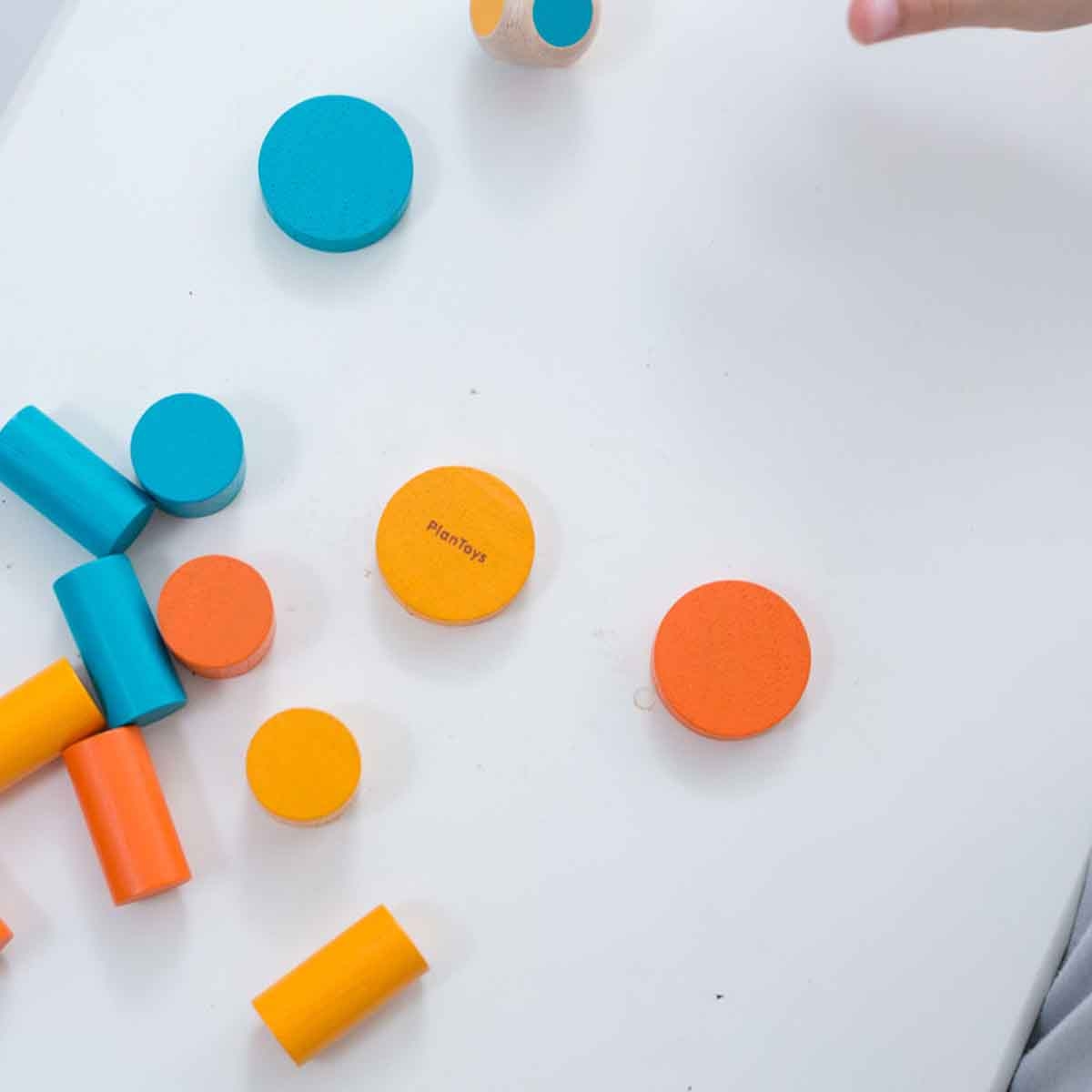 PlanToys Wooden Stacking Game Unisex, 3-4 Years