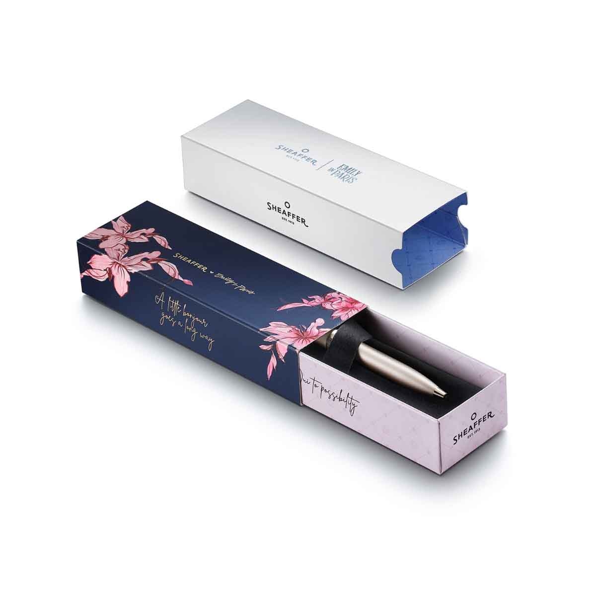 شيفر إي آي بي 100 9377 قلم حبر جاف بلون الشمبانيا الذهبي مع حليات باللون نفسه وزخرفة مشبك بشكل ربطة