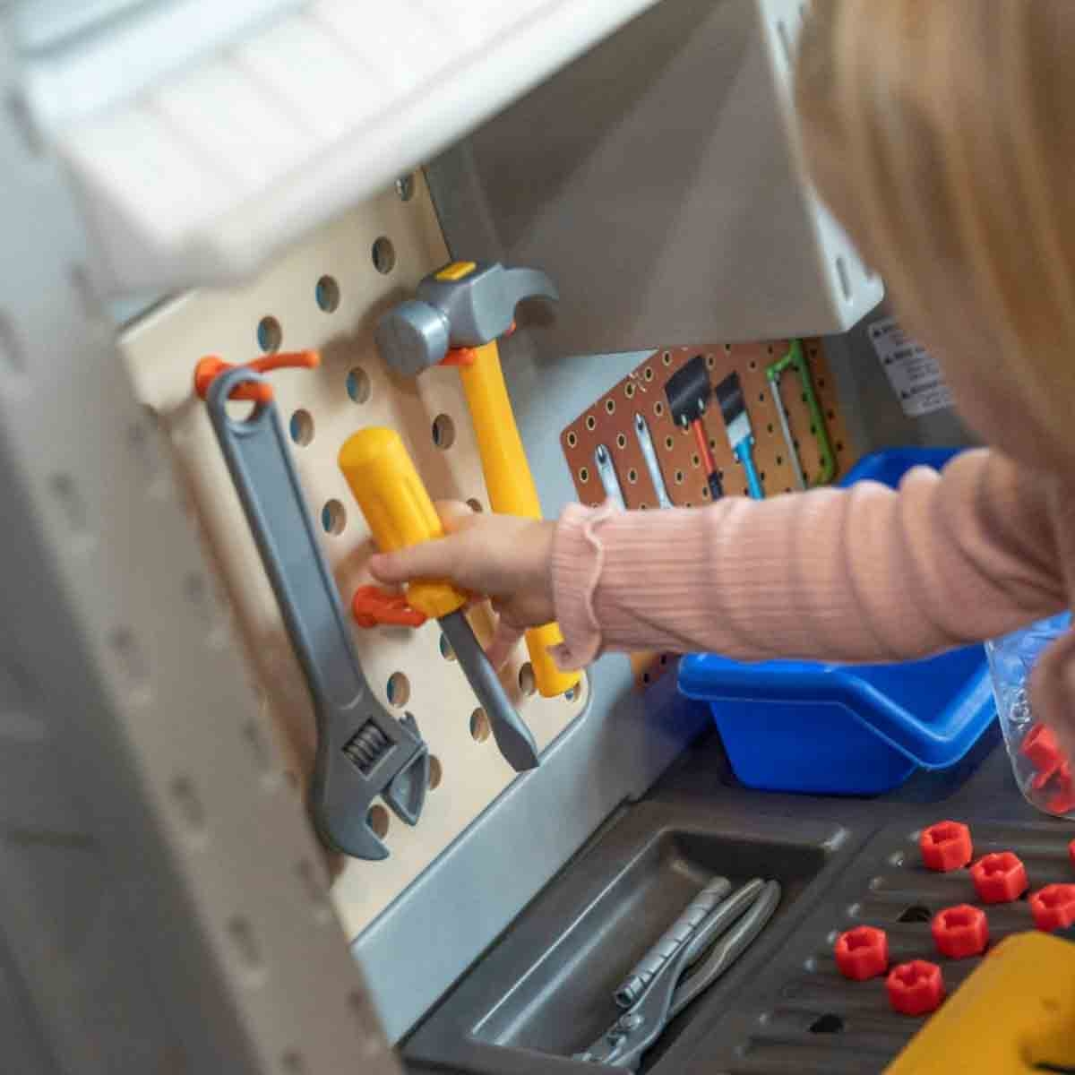 Step2 Deluxe Play Workshop Unisex, 3-4 Years