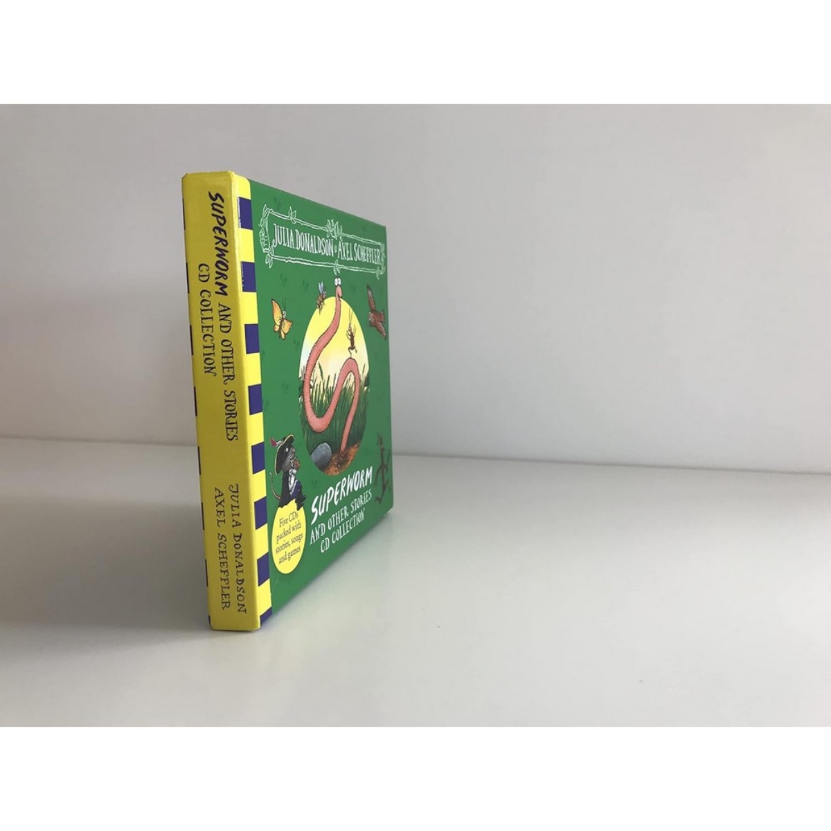 Superworm and Other Stories CD collection تأليف جوليا دونالدسون - 7 أبريل 2022