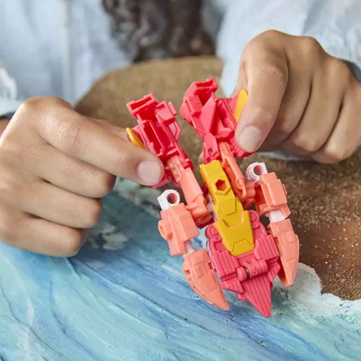 Transformers Cyberworld Elita 1 Cyber Changers Action Figure Unisex, 3-4 Years