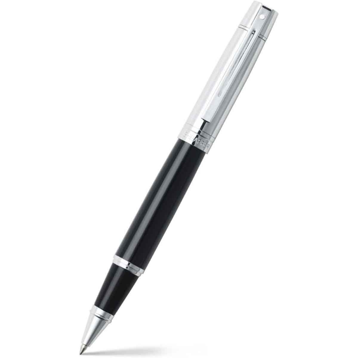 شيفر قلم 300 أسود لامع بغطاء كروم حبر سائل