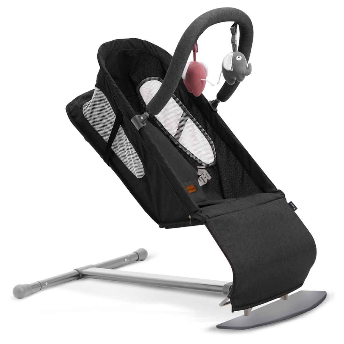 تيكنوم كرسي هزاز للأطفال باللون الأسود مع ألعاب